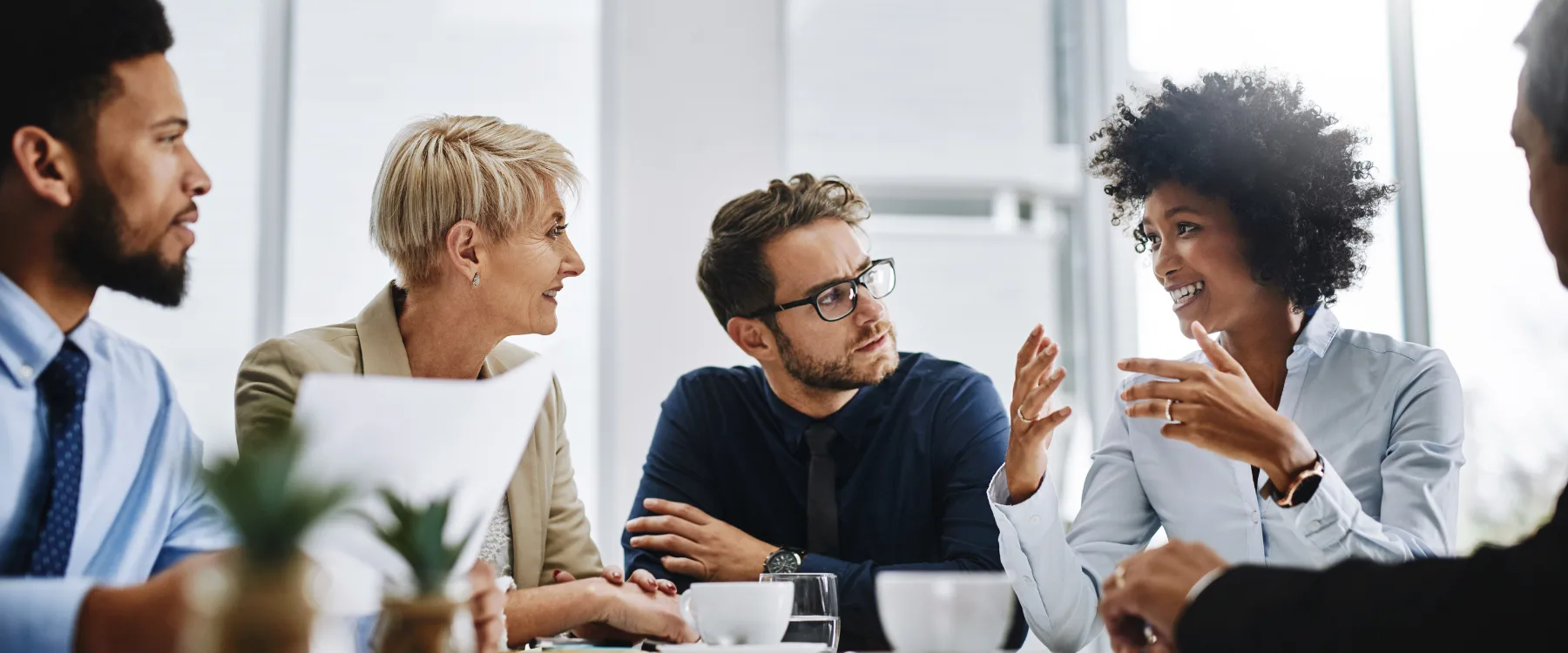 Personen in einem Meeting